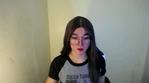 Snapshot of desirable_lorinexx chatting on February 2025 06:28:01 AM LORINE online show from February 2025 06:28:01 AM