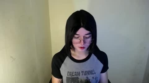 Snapshot of desirable_lorinexx chatting on February 2025 02:51:02 AM LORINE online show from February 2025 02:51:02 AM