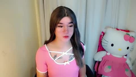 Snapshot of desirable_lorinexx chatting on February 2025 07:17:02 PM LORINE online show from February 2025 07:17:02 PM