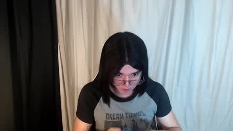 Snapshot of desirable_lorinexx chatting on March 2025 03:50:01 AM LORINE online show from March 2025 03:50:01 AM