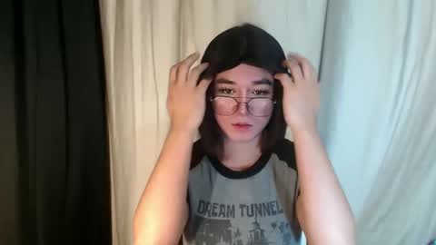 Snapshot of desirable_lorinexx chatting on March 2025 07:38:02 PM LORINE online show from March 2025 07:38:02 PM