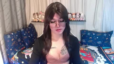 Snapshot of desirable_lorinexx chatting on September 2025 09:26:02 PM LORINE online show from September 2025 09:26:02 PM