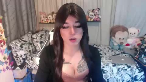 Snapshot of desirable_lorinexx chatting on October 2025 06:03:01 AM LORINE online show from October 2025 06:03:01 AM