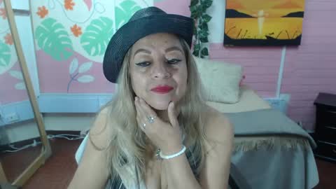 VALERIA online show from September 2025 03:37:02 PM