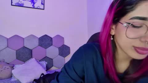 TORI AND MR. BEAR online show from January 2026 05:59:01 PM