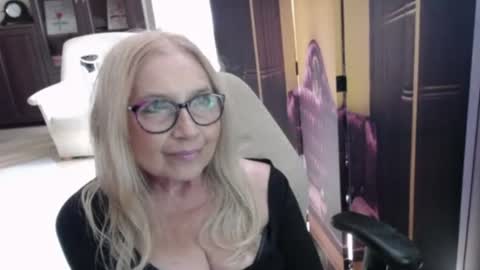 Snapshot of desiresofia chatting on July 2026 02:00:01 PM S O F I A online show from July 2026 02:00:01 PM