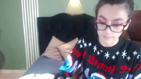 Snapshot of desiring__angel chatting on December 2024 07:23:01 PM Desiring Angel online show from December 2024 07:23:01 PM