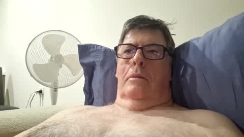 Desmon1958 online show from March 2026 07:19:01 PM