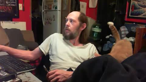 Snapshot of desolation2012 chatting on January 2025 11:21:02 AM desolation2012 online show from January 2025 11:21:02 AM