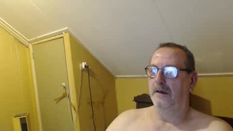 destelp online show from December 2025 07:10:01 PM