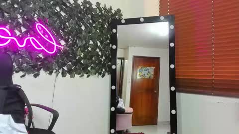 Destiny online show from December 2025 12:10:01 PM