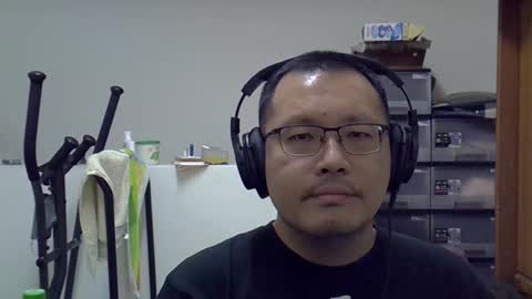 Snapshot of destroy1984 chatting on November 2025 12:05:01 PM Destroy November 1984 online show from November 2025 12:05:01 PM