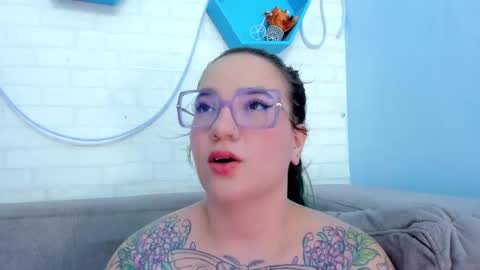 Deva Blue online show from February 2025 09:42:01 AM