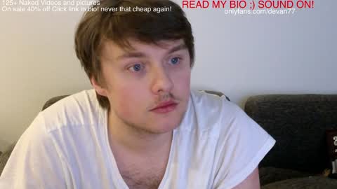 Snapshot of devantheplug chatting on December 2024 02:10:02 PM Devan online show from December 2024 02:10:02 PM