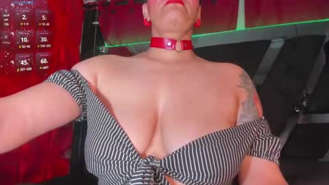 Snapshot of devil_taylorx chatting on January 2025 02:47:01 PM devil_taylorx online show from January 2025 02:47:01 PM