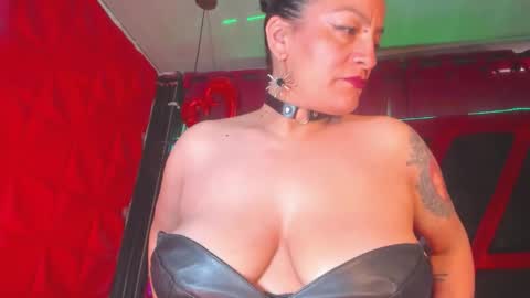 Snapshot of devil_taylorx chatting on March 2026 04:10:02 PM devil_taylorx online show from March 2026 04:10:02 PM