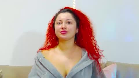 AlexaMills online show from November 2025 08:58:01 AM