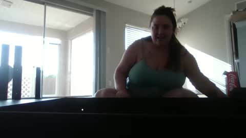 Dani online show from February 2025 09:12:01 PM