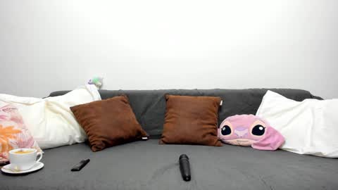 Snapshot of devinesex chatting on October 2025 06:11:02 AM Misha online show from October 2025 06:11:02 AM