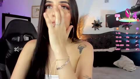 Snapshot of devlin_violet__ chatting on September 2025 12:45:02 AM PaulaInsta paulacastellanos 1Pvt open online show from September 2025 12:45:02 AM