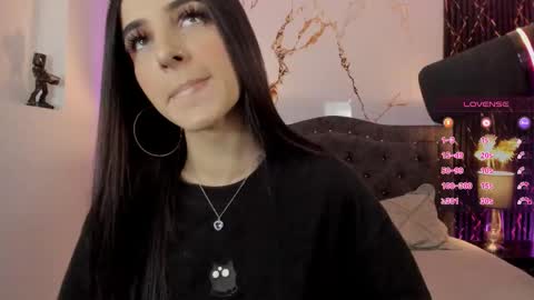 Snapshot of devlin_violet__ chatting on November 2025 03:27:02 AM PaulaInsta paulacastellanos 1Pvt open online show from November 2025 03:27:02 AM