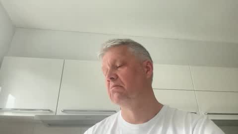 Snapshot of devon_nite chatting on May 2026 08:10:02 AM Devon online show from May 2026 08:10:02 AM