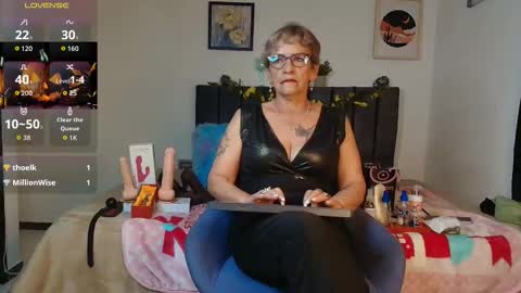 Devora online show from November 2025 09:35:01 PM