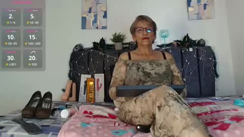 Devora online show from November 2025 06:44:02 PM