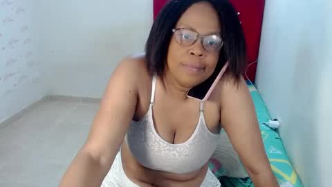 Devora.. online show from April 2026 11:17:01 AM