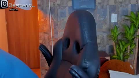 JULIAN online show from October 2025 09:39:02 PM