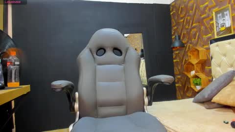 Madisson online show from January 2025 07:11:01 PM