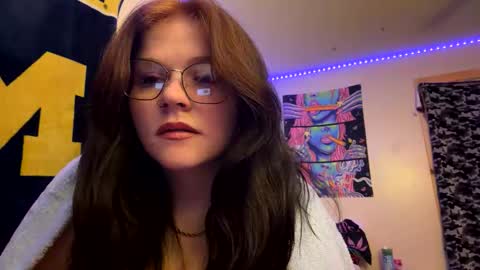 Snapshot of dezzydez354 chatting on March 2026 03:12:01 AM dezzydez354 online show from March 2026 03:12:01 AM