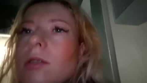 dgesika254182 online show from January 2025 05:31:02 AM