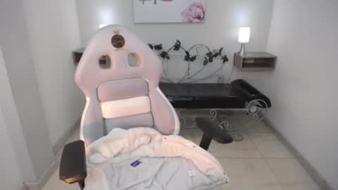 Dhalton online show from March 2026 12:01:01 AM