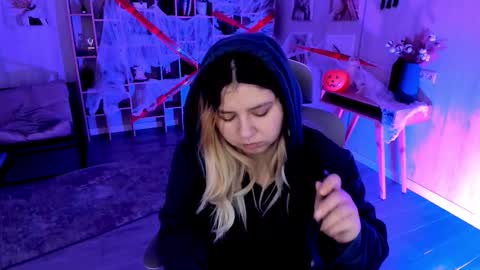 Snapshot of diaangell chatting on November 2025 10:56:02 PM Dia online show from November 2025 10:56:02 PM