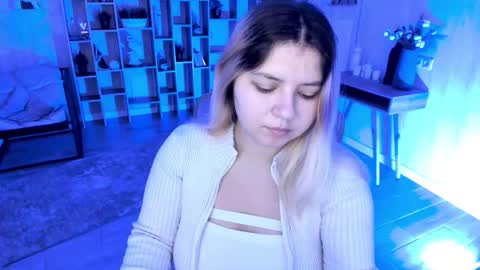 Snapshot of diaangell chatting on November 2025 07:48:02 PM Dia online show from November 2025 07:48:02 PM