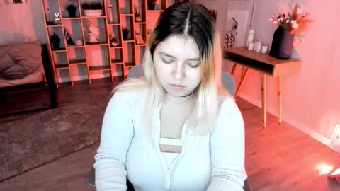 Snapshot of diaangell chatting on November 2025 06:41:02 PM Dia online show from November 2025 06:41:02 PM