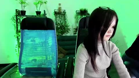 Snapshot of diaangell chatting on November 2025 08:51:01 PM Dia online show from November 2025 08:51:01 PM