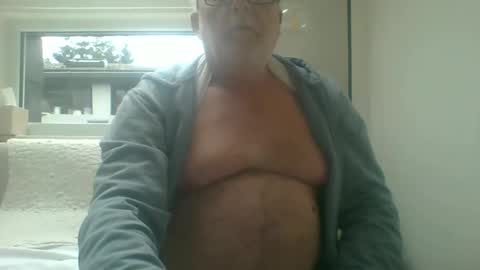 dial76 online show from January 2025 10:50:02 AM