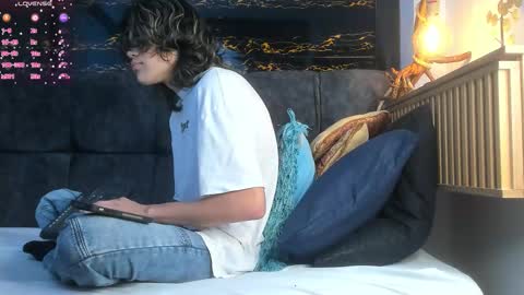 diamond_twink online show from November 2025 03:50:01 AM