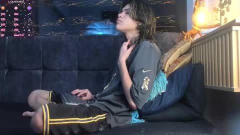 diamond_twink online show from November 2025 04:02:02 AM