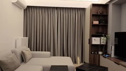 Iris online show from November 2025 08:52:01 PM