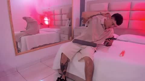 diamondss_1 online show from May 2026 09:12:01 PM