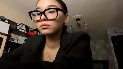 Snapshot of diamondtraverse chatting on February 2026 01:39:01 PM Julia online show from February 2026 01:39:01 PM