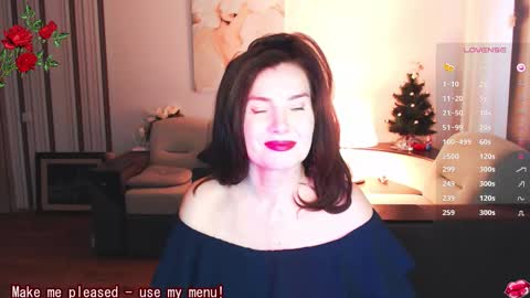 Diana DeLua online show from December 2025 11:51:01 AM