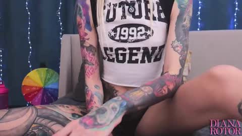 Diana online show from December 2025 03:46:02 AM