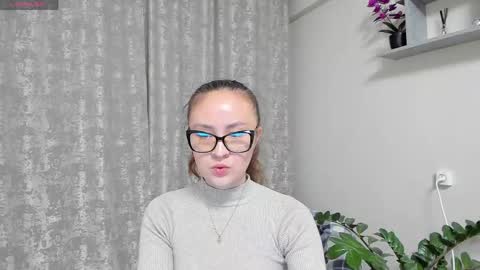 Snapshot of diana_taylor chatting on April 2026 09:16:01 PM Diana online show from April 2026 09:16:01 PM