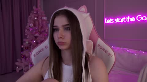 Diana online show from December 2024 02:49:02 AM