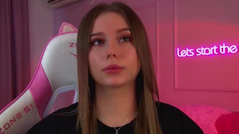 Diana online show from February 2026 06:36:02 AM