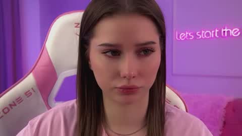 Diana online show from July 2026 02:05:17 AM
